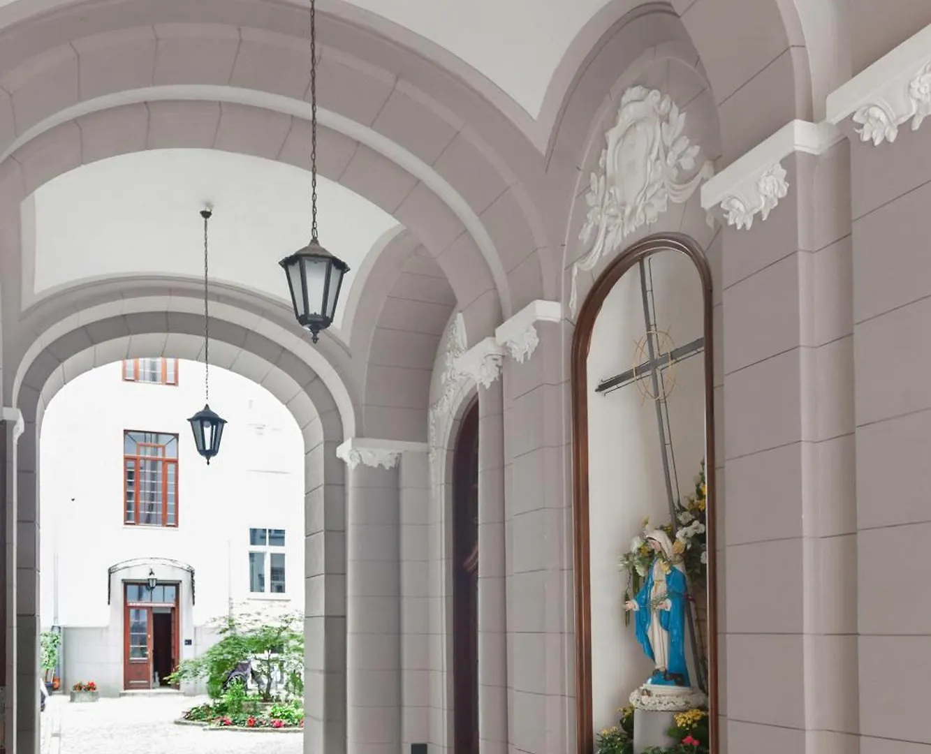 Art Apartment Wilcza Street Warsaw 0*,  Poland